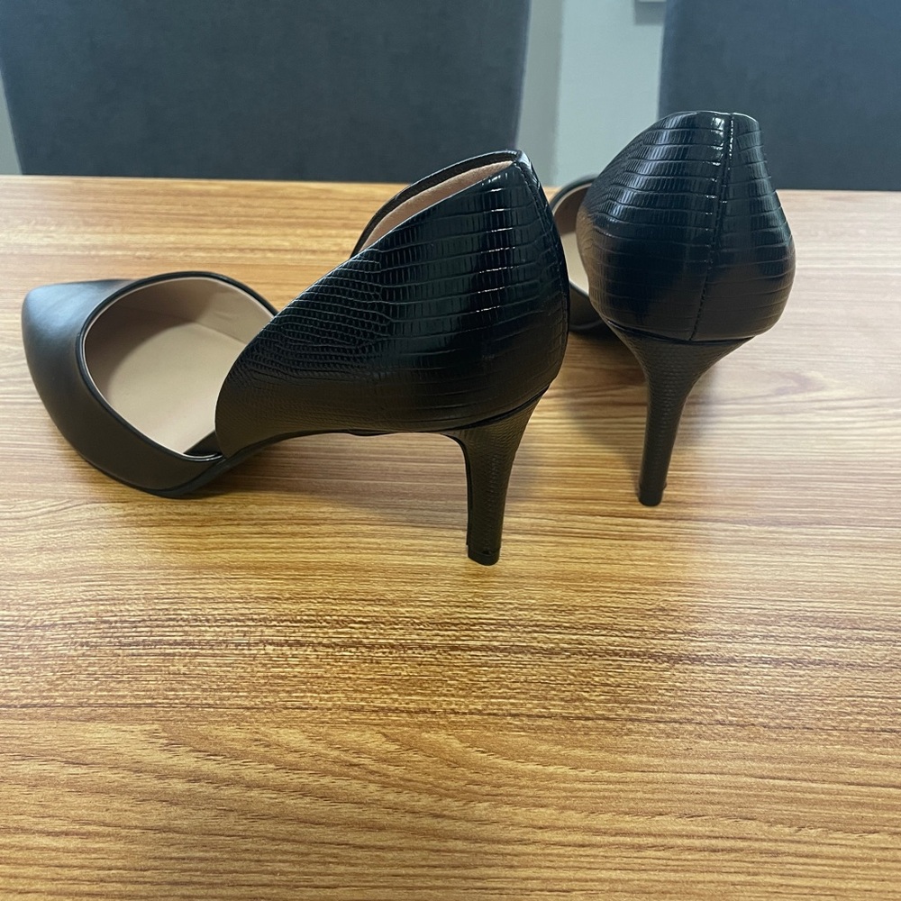 Bandolino Heels - Picture 3 of 7